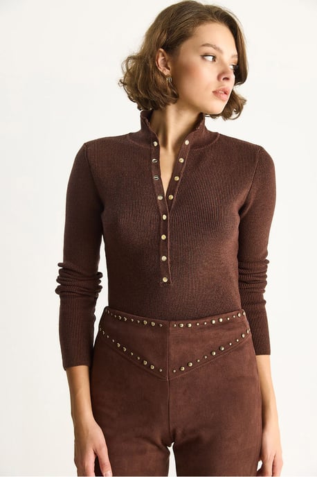 Getailleerde Langemouwen Gebreide Blouse met Drukknoopsluiting - Image 3