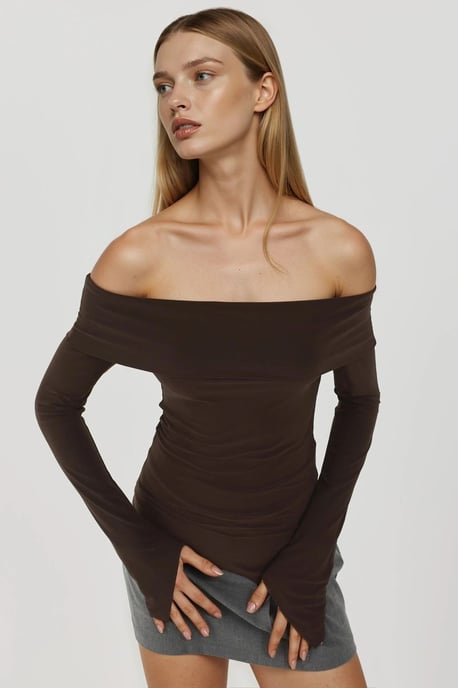 Elegant Off-Shoulder Long Sleeve Slim Fit Asymmetric Top - Image 6