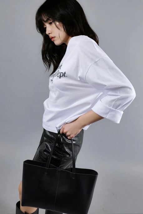 Ontspannen Pasvorm Lange Mouw Crewneck T-shirt met Achterprint - Image 3
