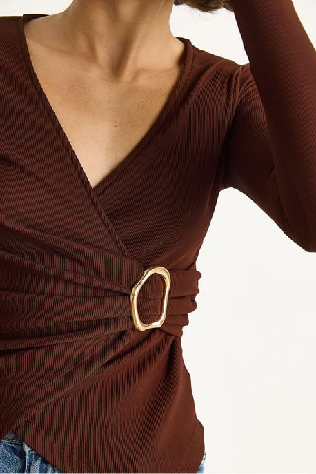Dubbele Breasted Blouse met Accessoire Detail - Image 5