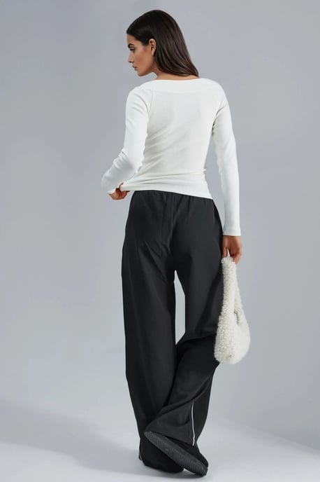 Slim Fit Geribbelde Bootneck Blouse - Image 5