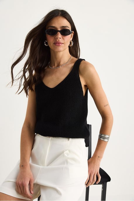 V-ringad ribbad stickad blus - Image 2
