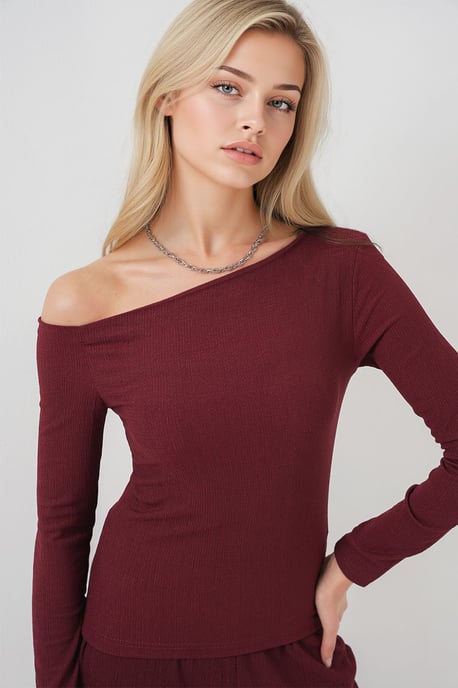 Textured Long Co-ord Set with Boat Neck - Image 4