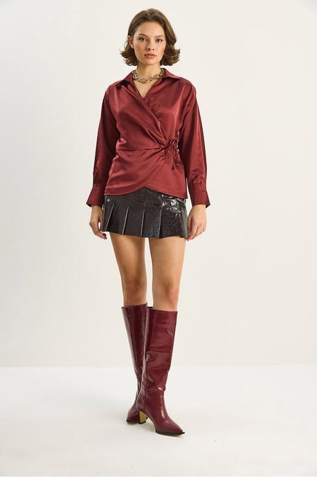 Satijnen V-hals Shirt met Striksluiting - Image 2