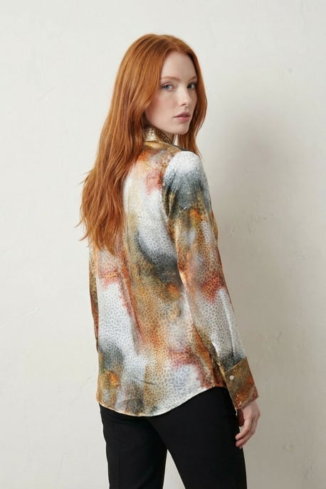 Abstract Print Buttoned Long Sleeve Shirt - Image 4