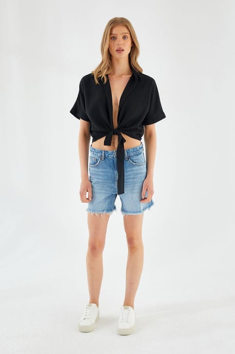 V-hals Met Touwsluiting Slim Fit Korte Shirt - Image 3