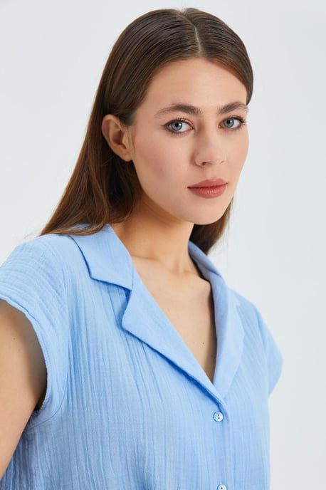 Crop Shirt met Strikdetails - Image 3