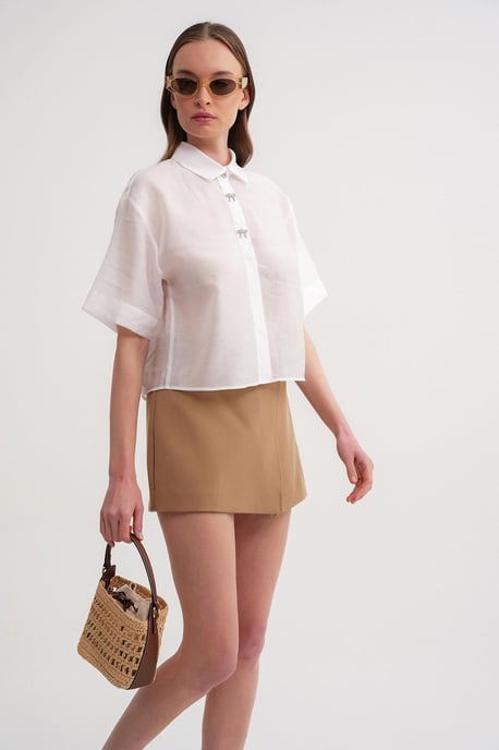 Korte Mouwen Crop Shirt met Steenaccessoires - Image 3