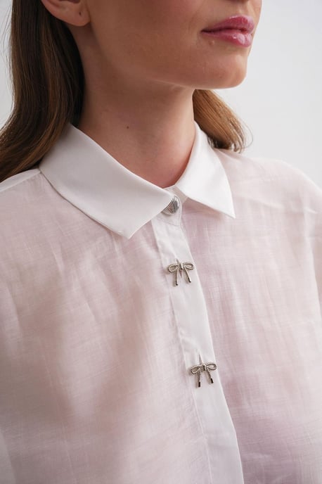 Korte Mouwen Crop Shirt met Steenaccessoires - Image 4