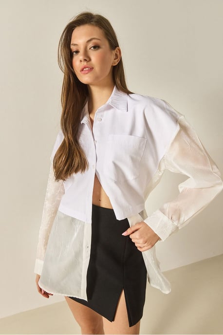 Overmaatse Langemouwen Organza Blouse met Knopsluiting - Image 3