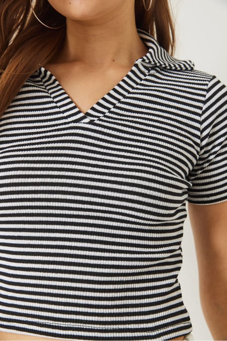 Randig slim fit kort t-shirt - Image 5