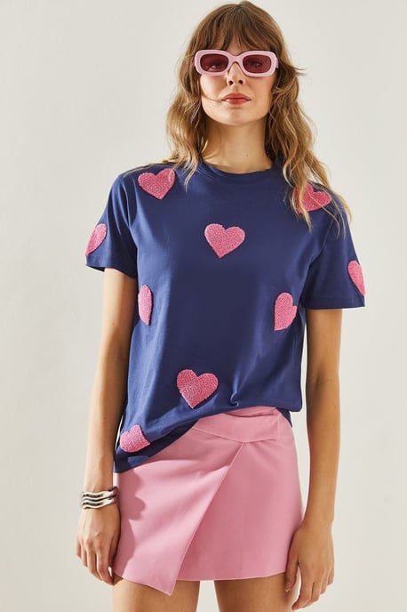 Hartpatroon Geborduurde Rondhals T-shirt - Image 2