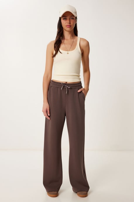 Wide Leg Drawstring Waist Sweatpants - Image 3