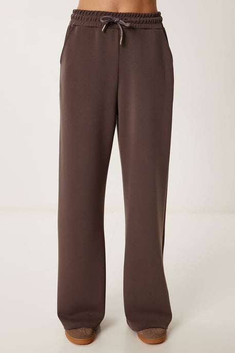 Wide Leg Drawstring Waist Sweatpants - Image 4