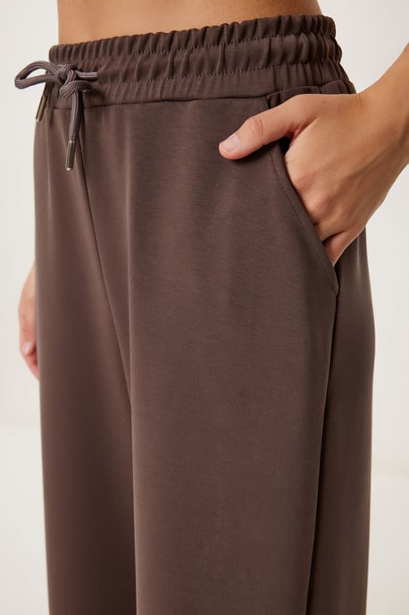 Wide Leg Drawstring Waist Sweatpants - Image 5