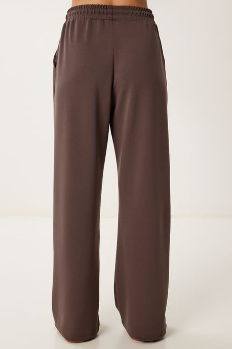 Wide Leg Drawstring Waist Sweatpants - Image 6