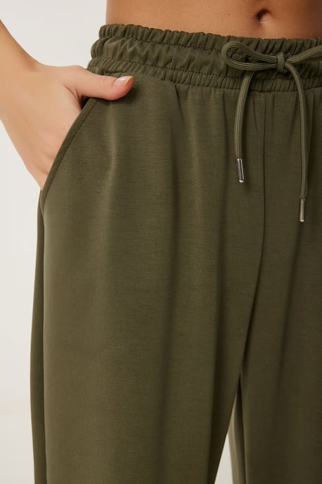 Wide Leg Drawstring Waist Sweatpants - Image 5