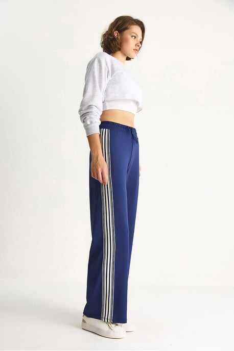 Wide Leg Sweatpants - Image 4