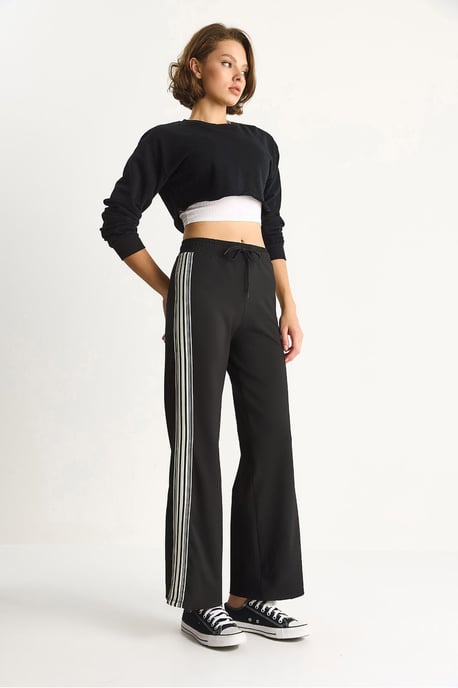 Wide Leg Sweatpants - Image 4