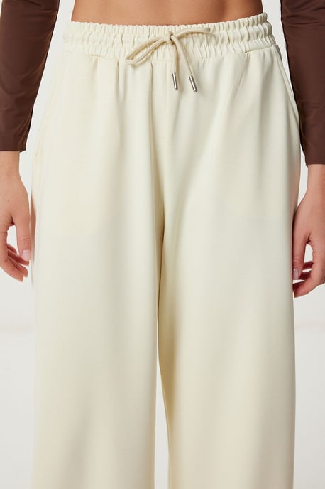 Wide Leg Drawstring Waist Sweatpants - Image 5