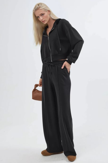 Elastic Waist Straight Leg Pants - Image 3