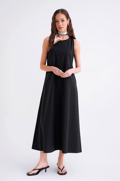 Relaxed Fit Maxi Dress with Pockets - Image 4
