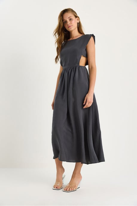 Cut Out Detailed Midi Dress - Image 3