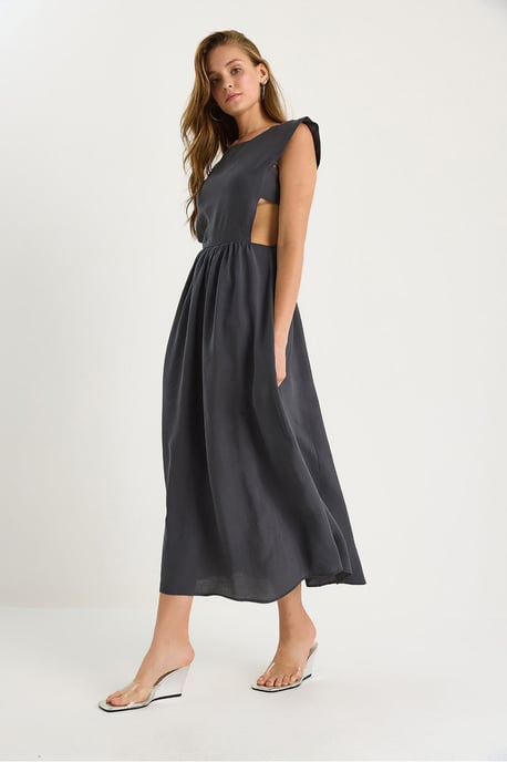 Cut Out Detailed Midi Dress - Image 4