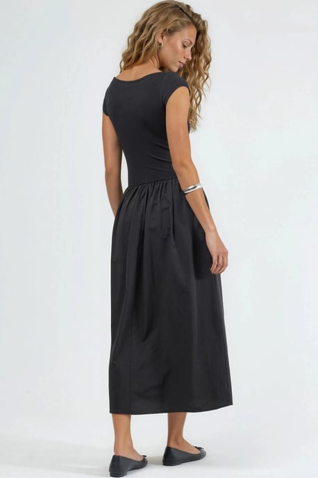 Casual Midi-jurk met Ronde Hals - Image 3