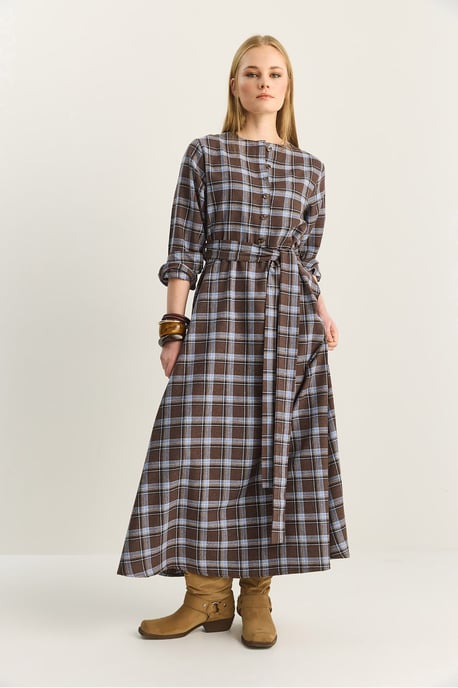 Plaid Midi Dress with Belt - Image 4