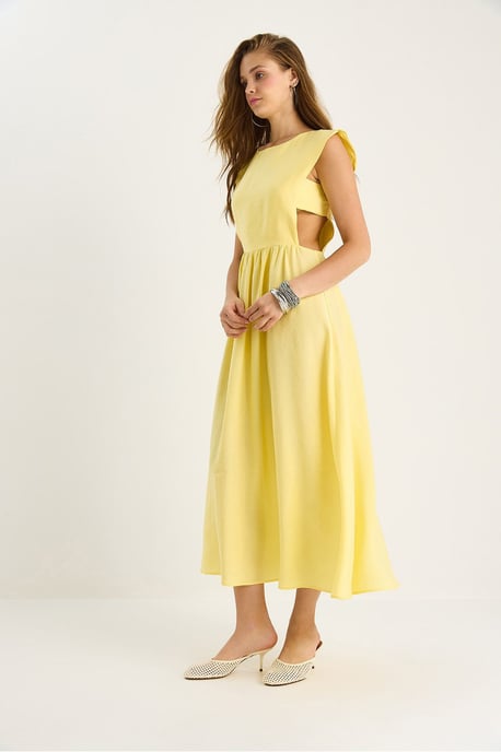 Cut Out Detailed Midi Dress - Image 4