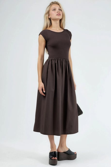Casual Midi Dress with Crew Neck - Image 2