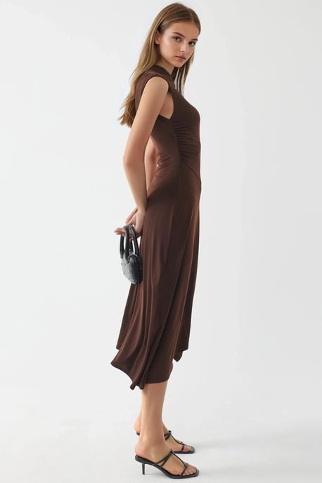 Accessoire Gedetailleerde Asymmetrische Midi Jurk - Image 4