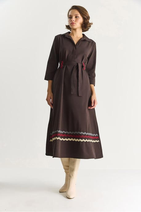 Embroidered Midi Dress - Image 3