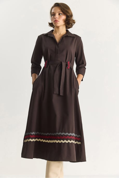 Embroidered Midi Dress - Image 5