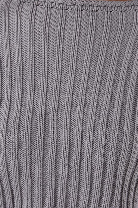 Fitted Crew Neck Cropped Sweater - Image 5