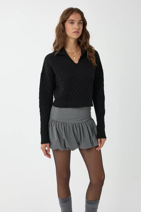 Textured Knitted Sweater with Shirt Collar - Image 4