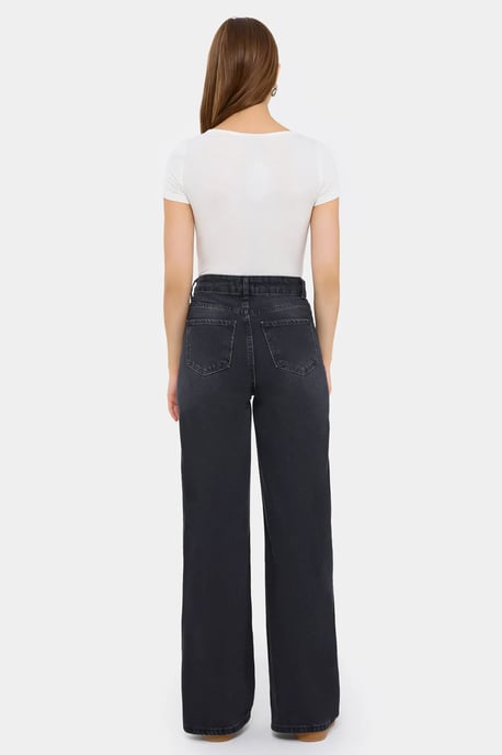 High-Waist Wide-Leg Jeans - Image 4