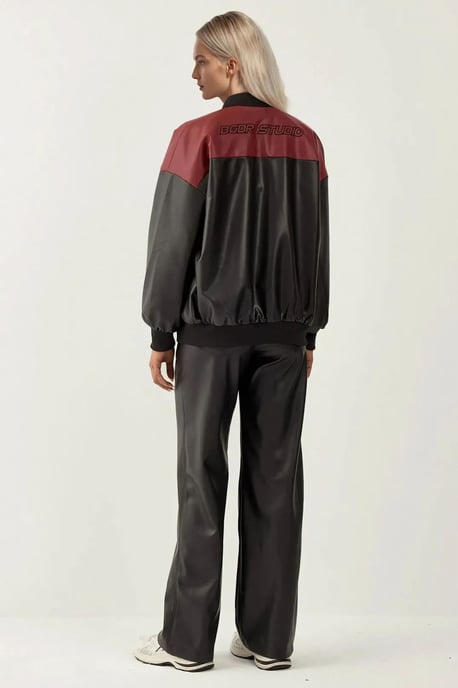 Faux läderoversized bomberjacka med patchdetaljer - Image 2