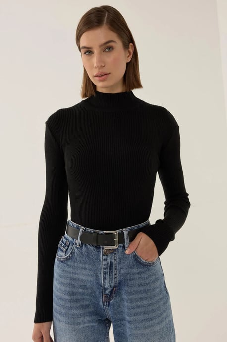 Half Turtleneck Sweater - Image 1