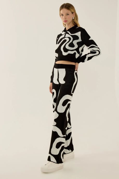 Polo Collar Jacquard Knit Sweater - Image 4