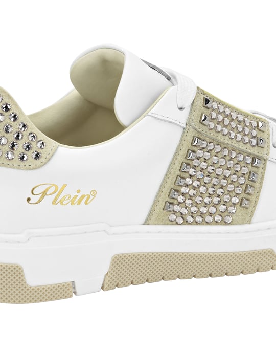 Lo-Top Sneakers - Image 2
