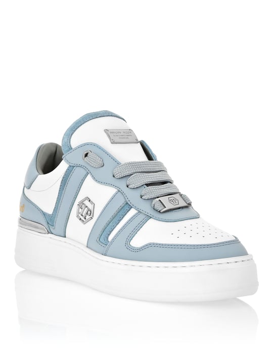 Lo-Top Sneakers - Image 1