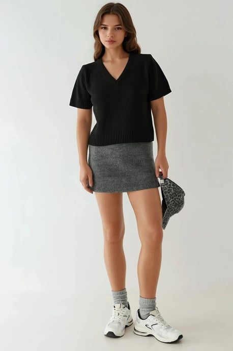 V-Neck Short Sleeve Knit Sweater - Image 4