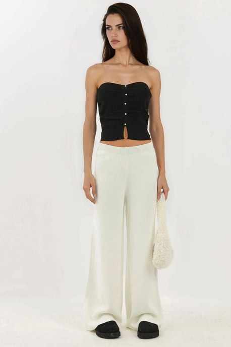 Slim Fit Off-Shoulder Stickad Top - Image 6