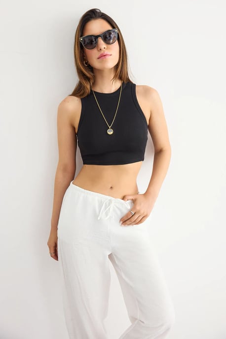 Basic Vevad Crew-Neck Linne - Image 1