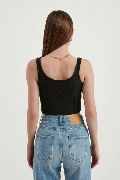 Scoop Neck Basic Ärmeless Crop Top - Image 6