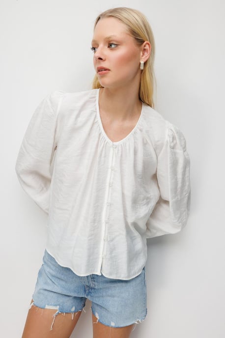 Textured Button-Up Crew Neck Blouse - Image 4