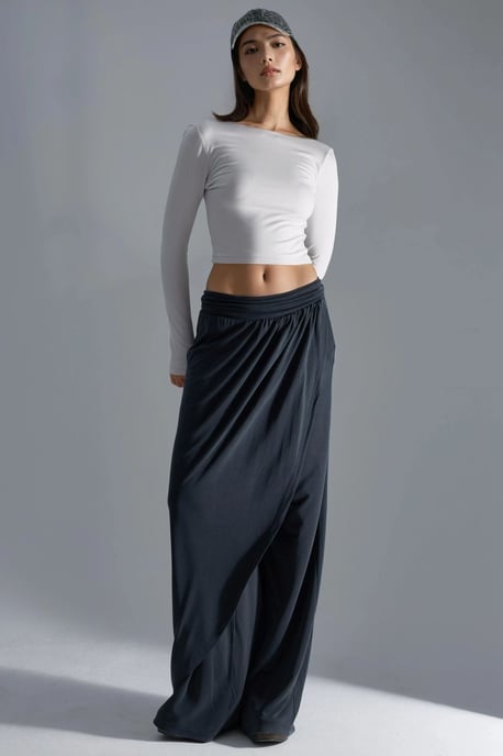 Slim Fit Cropped Blouse with Back Cut-Out - Image 5