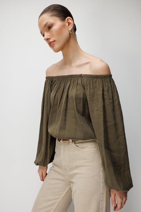 One-Shoulder Textured Blouse - Image 3